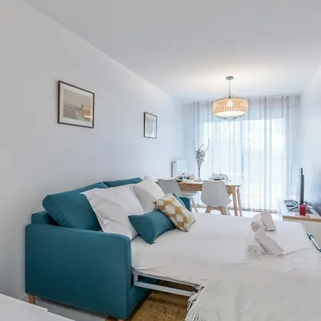 1 Bedroom - Near The La Rochelle (Charente-Maritime)