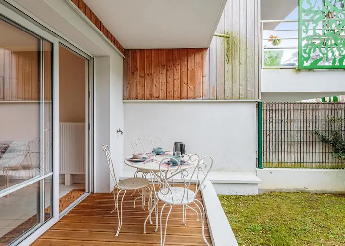 Διαμέρισμα Beautiful - Near The *